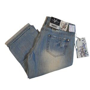 NWT Women's Light Wash Capri Jeans Size 5